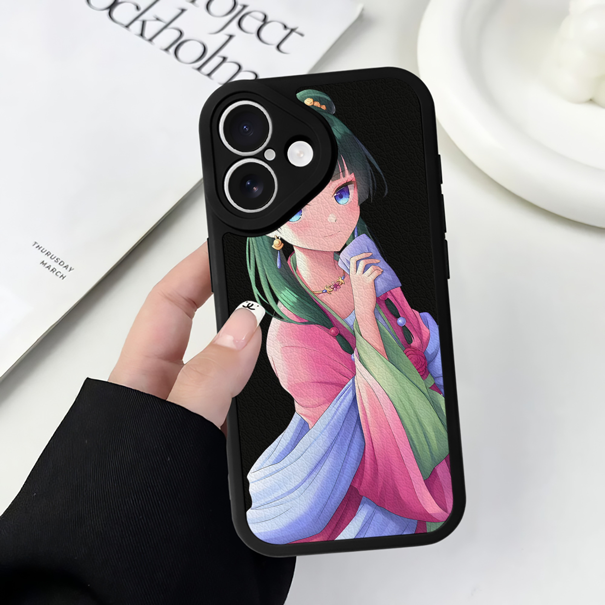 （画像用） 薬屋のひとりごと The Apothecary Diaries 【iPhone 16シリーズ対応】シリコンスマホケース（レザー調） 材質：シリコン